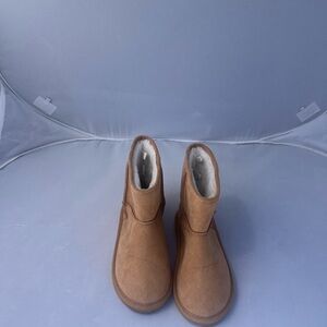Old Navy Kids Tan Boots